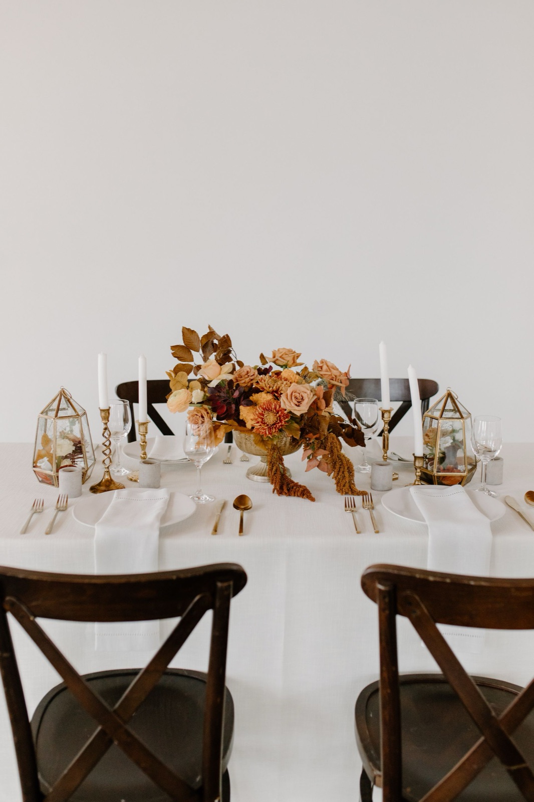 Elegant table setting with glassware